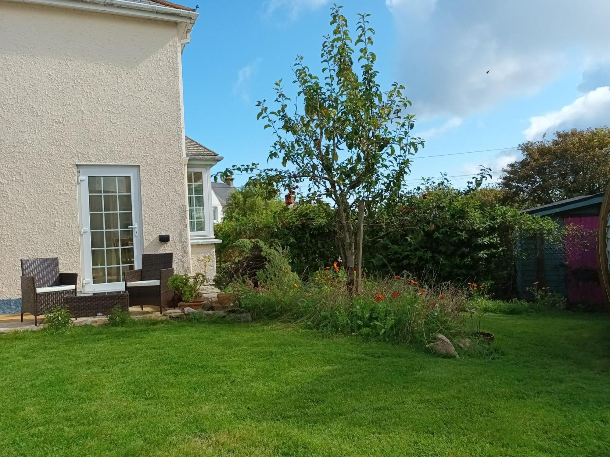 St Ives Sunrise! ~ 2 Bedrooms, Garden, Parking, Sea Views מראה חיצוני תמונה